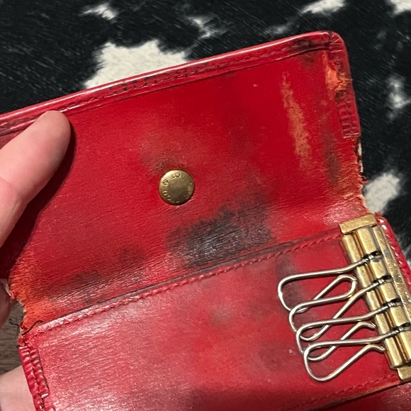 Louis Vuitton Red EPI Leather Four Key Holder CA1915 - Picture 11 of 16